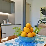 Bed & Breakfast Luxury Joy In 3*